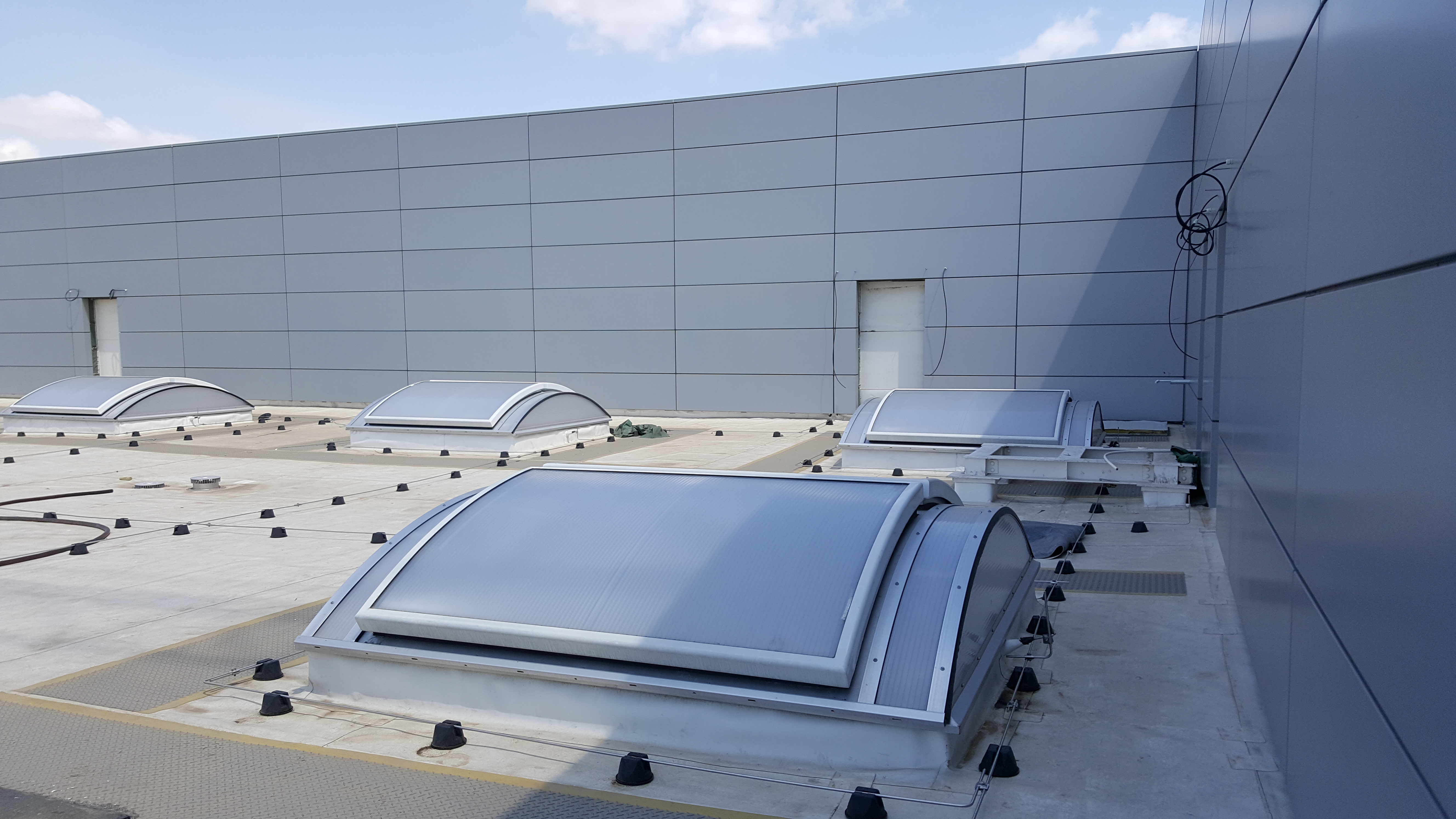 Mechanical Residential Smoke Vent System for Roof